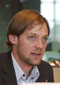 Magnus Franklin moderating the first session 